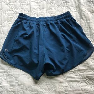 lululemon hotty hot ll short